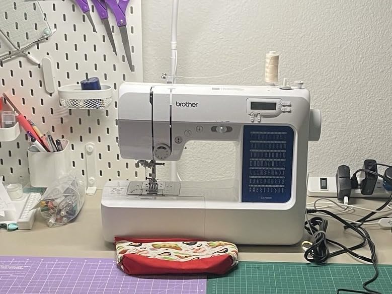 Brother XR3774 vs CS7000X breakdown for beginners and hobbyists. Learn what each machine does best.