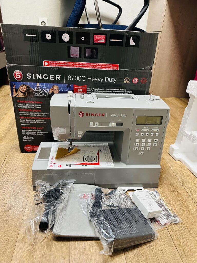 Singer 6600C vs 6800C side-by-side review to help you pick the smarter investment.