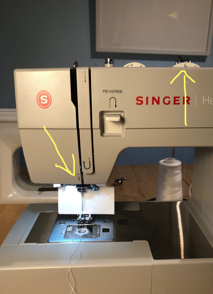 Janome HD3000 vs Singer 4423: Learn which machine handles thick fabrics better and offers the most user-friendly experience.