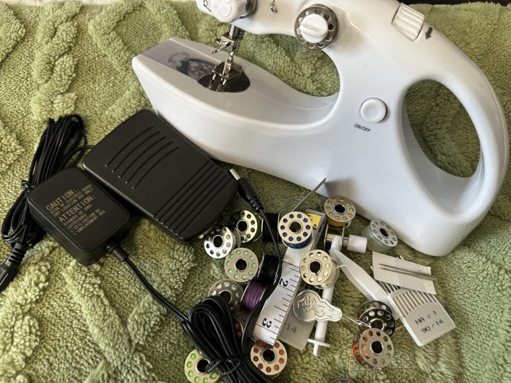 The best handheld sewing machine for jeans is perfect for quick fixes, travel sewing, and handling thick fabric emergencies.