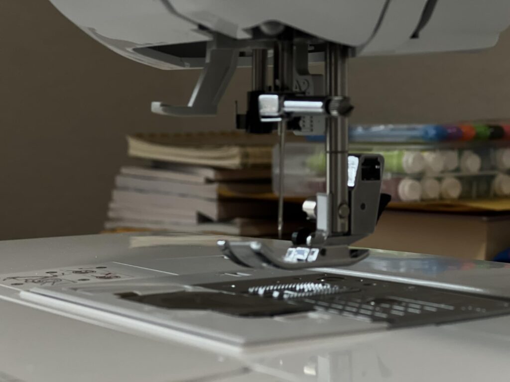 Brother XR9550 vs CP100X comparison made simple! See which model offers more features, convenience, and long-term value.