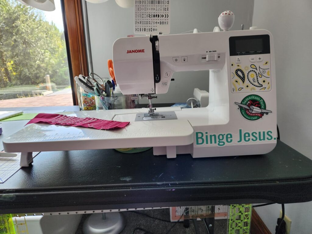 Janome JW8100 vs HD 3000 compared side-by-side! Discover the pros, cons, standout features, and ideal use cases for each machine.